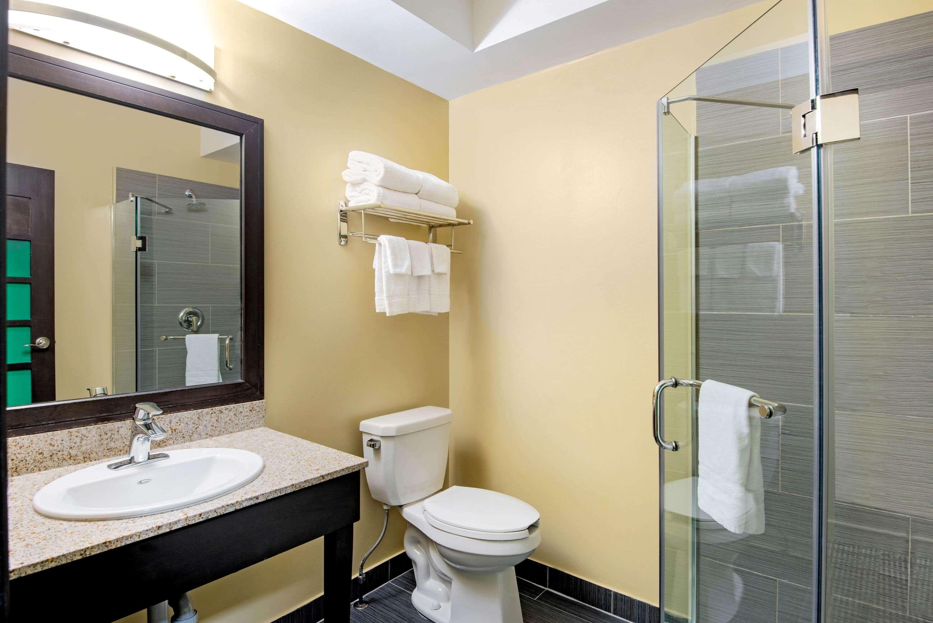 Hotel La Quinta By Wyndham Oshawa Zewnętrze zdjęcie
