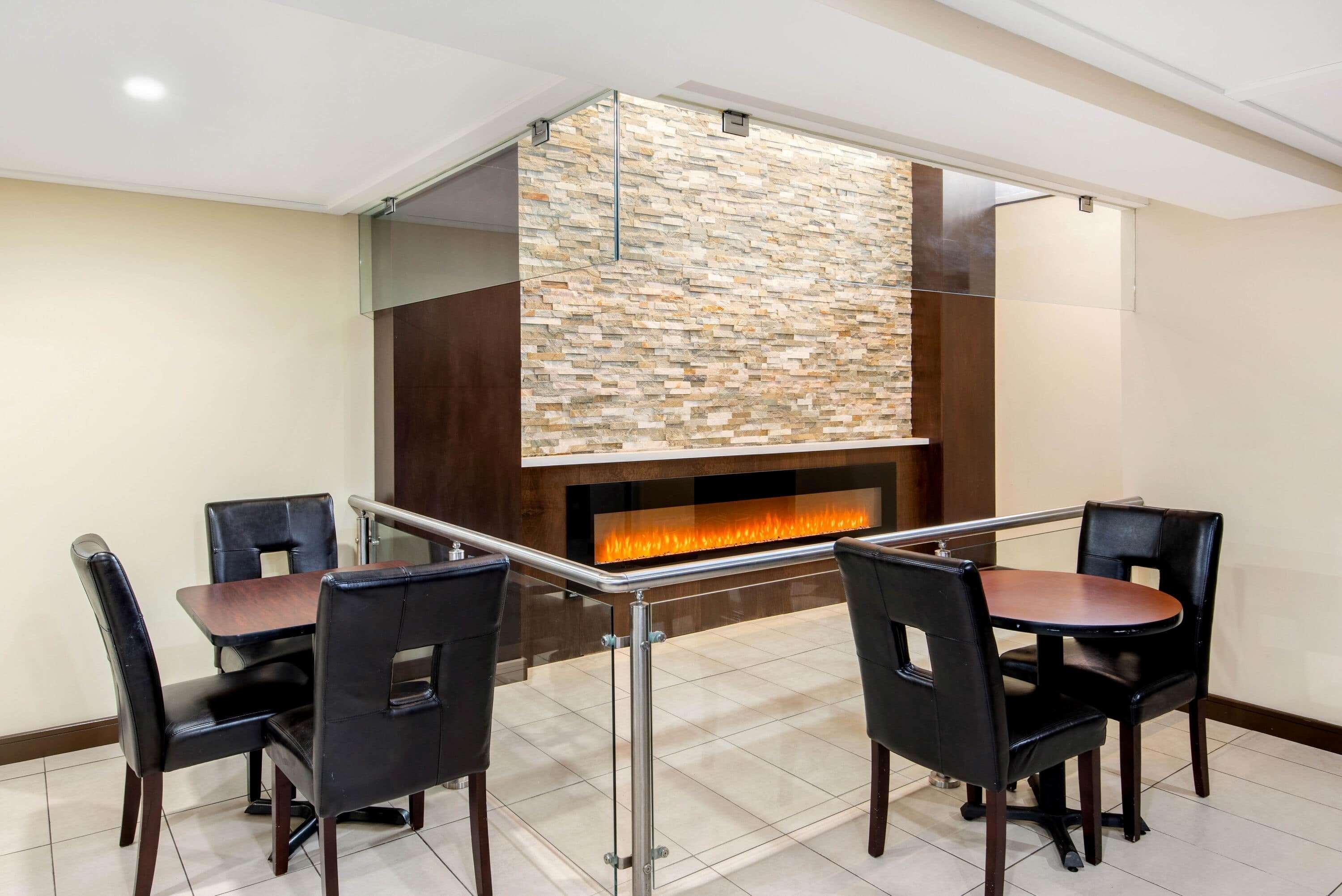 Hotel La Quinta By Wyndham Oshawa Zewnętrze zdjęcie