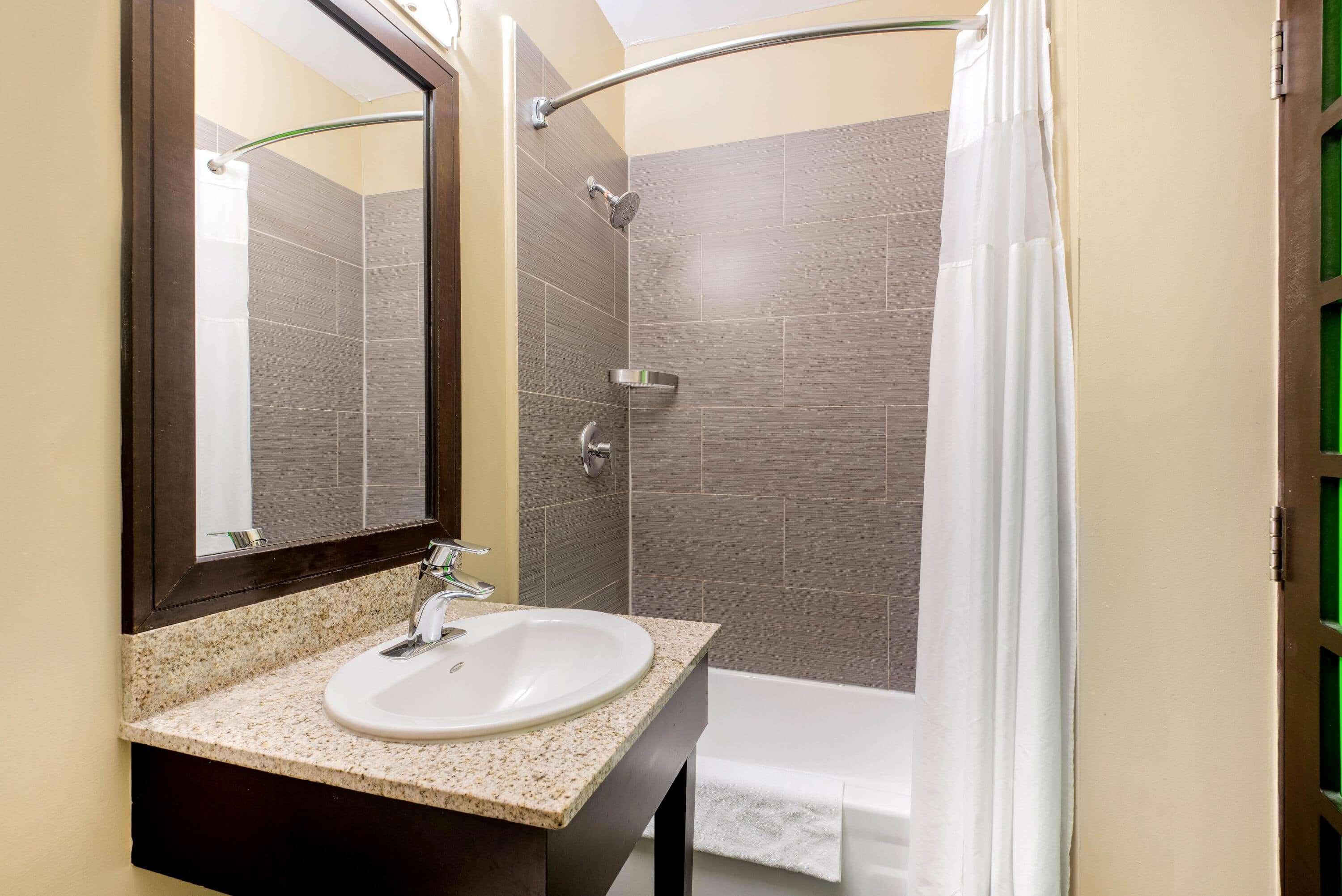 Hotel La Quinta By Wyndham Oshawa Zewnętrze zdjęcie