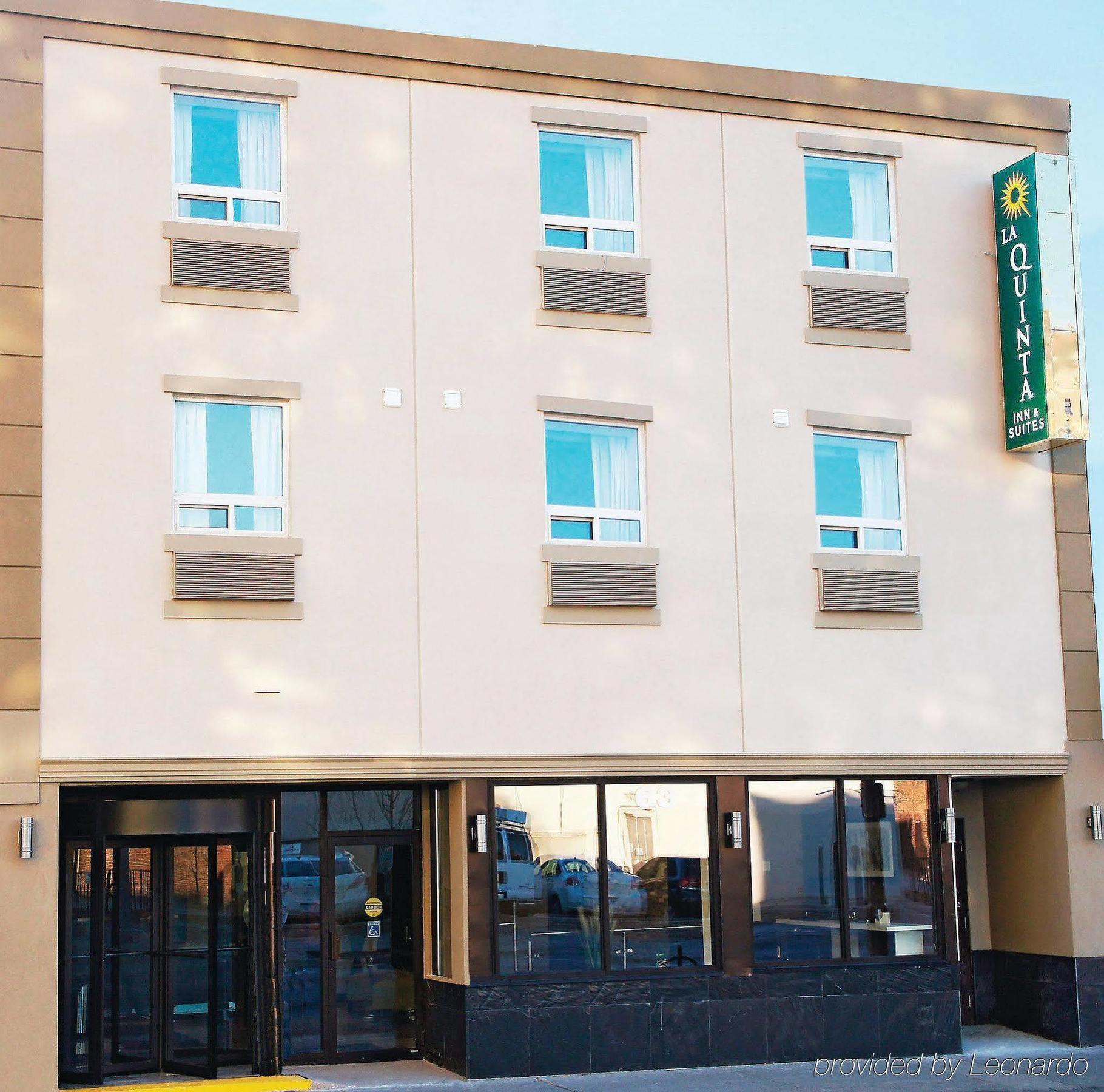 Hotel La Quinta By Wyndham Oshawa Zewnętrze zdjęcie